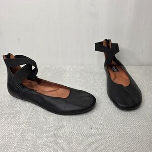 Medici New York 🌻 Women's Black Ballet Flats Sz 40